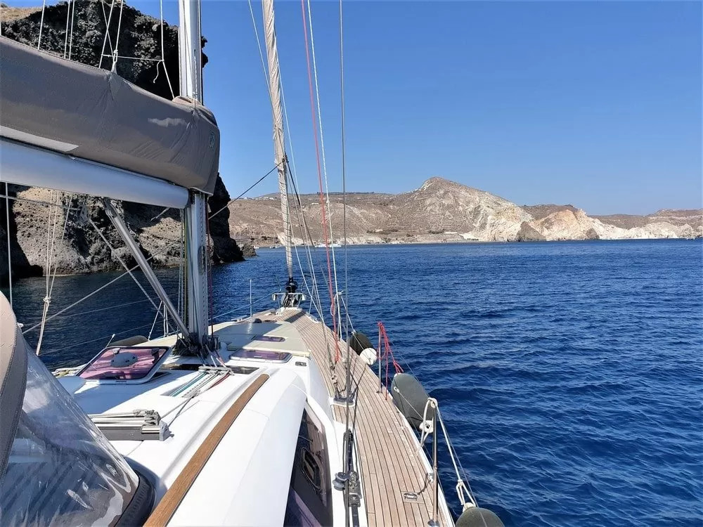 Monohull Luxury Yacht when Sailing in Santorini