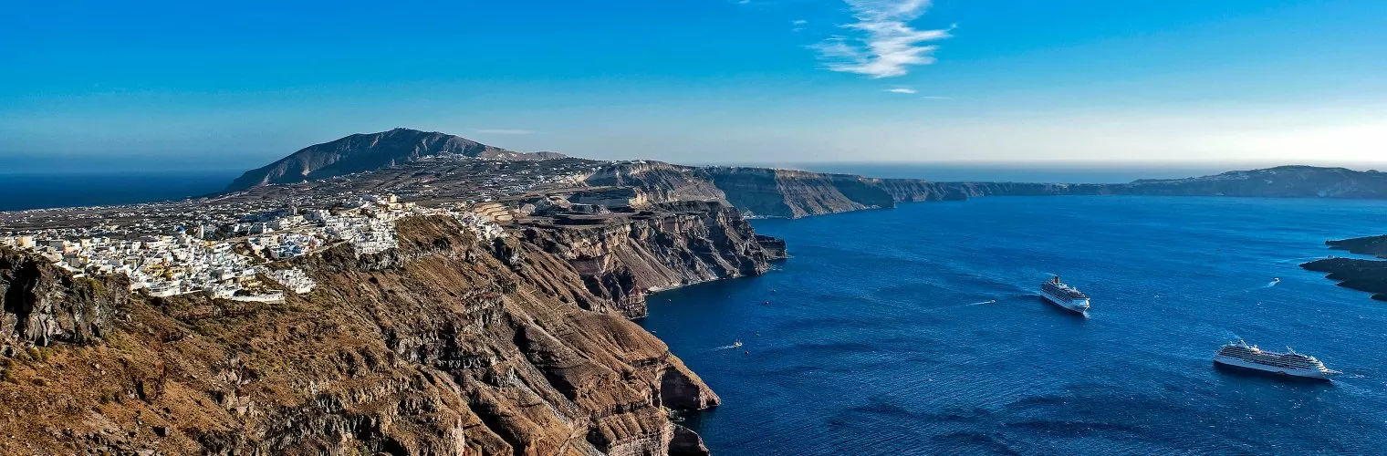 Caldera panoramic view you see during the Santorini wheelchair accessible private tour