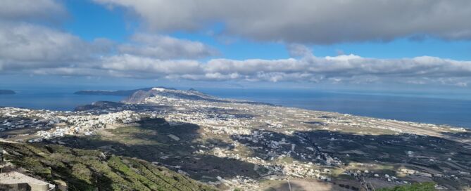 Santorini weather by month - Winter landscape in Santorini